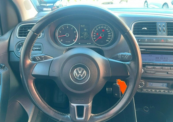 Volkswagen Polo cena 27990 przebieg: 120000, rok produkcji 2011 z Szczecinek małe 562